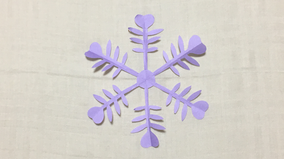 矢雪（やゆき）の家紋切り紙