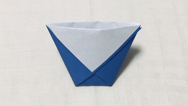 紙コップの折り紙